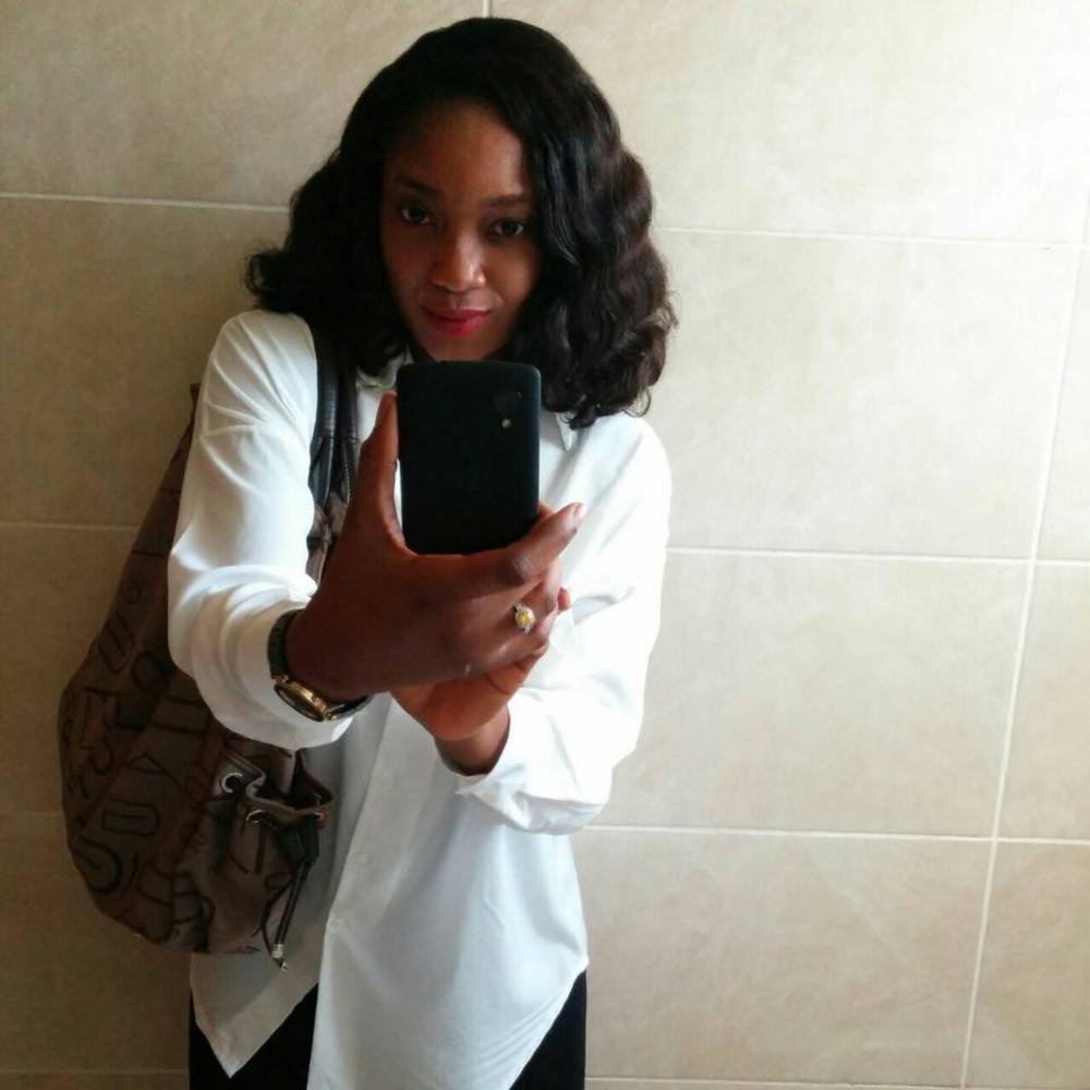 Meet your Posher, Omolola
